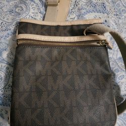 Michael Kors Crossbody Purse
