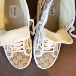 Gucci Shoes 