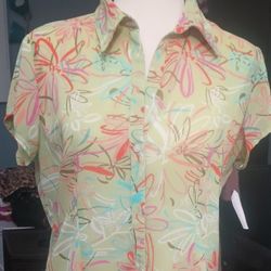 Nice New Top M/Nice Casual Top New M