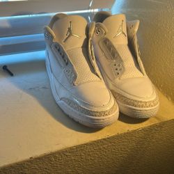 jordan pure money 3s