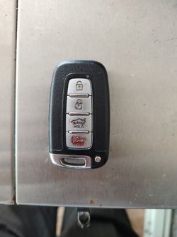 Key Fob for 2009 - 2014 Hyundai Genesis Sedan