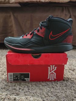 Basketball shoes