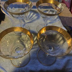 Vintage Gold Rimmed Sherbet  Champagne Glasses.  Set Of 4