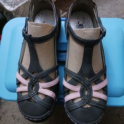 Women's Size 8 Sandals New And Used 2 Pair $20 OBO
