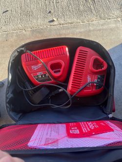 Milwaukee M12 Lithium-Ion Battery Chargers