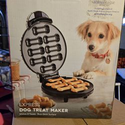  Dog  Tteat Maker