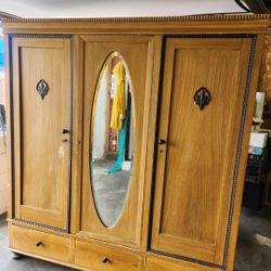 ANTIQUE ARMOIRE WITH MIRROR