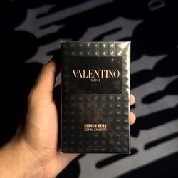 Valentino Coral Fantasy Cologne 