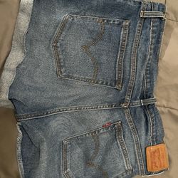 Levi’s Shorts  Women 