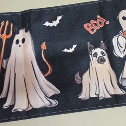 HALLOWEEN TABLE RUNNER