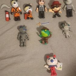 Roblox Piggy Figures