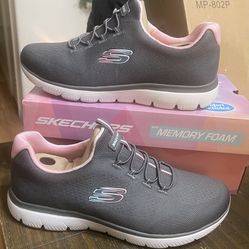 Skechers memory foam size 9 new women’s