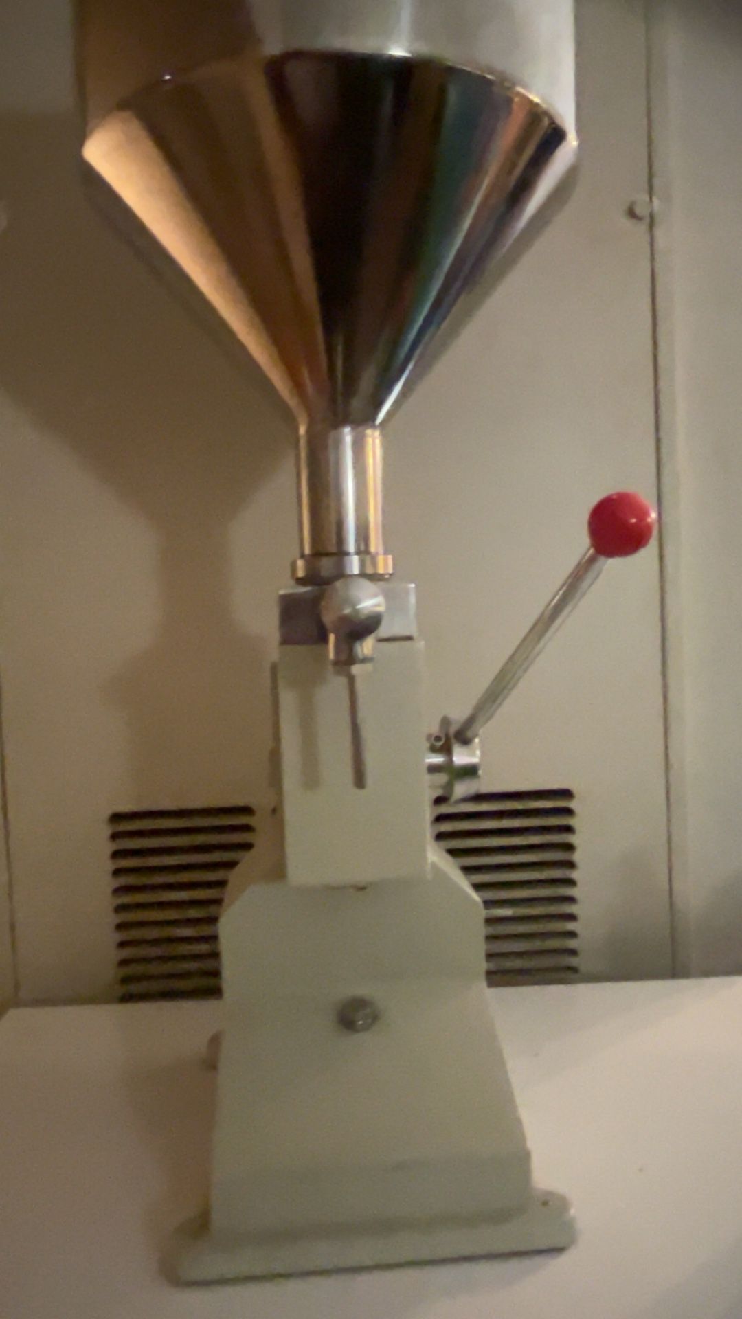 lipgloss machine