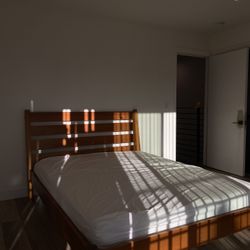 Bed frame + Matress