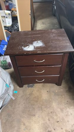 Dark Brown 3-Drawer Nightstand