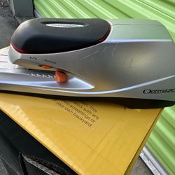 Swingline Electric Stapler