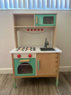 Kids Wood Play Kitchen