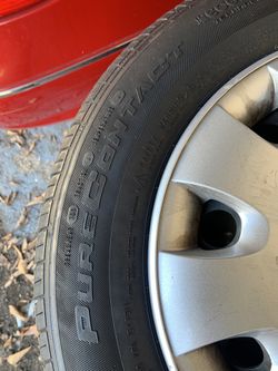 Volkswagen wheels very good tires