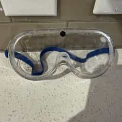 Lab /chemical splash goggles-never used