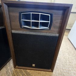 Vintage Stereo Speakers 