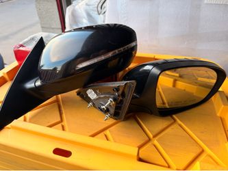 Kia optima side mirrors with lane assist lights L&R