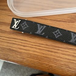 Lv bracelet size s