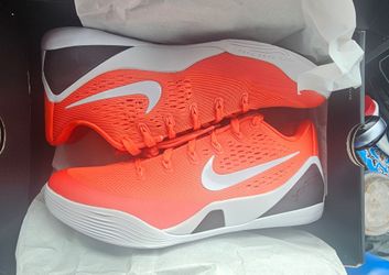 Kobe 9 team orange
