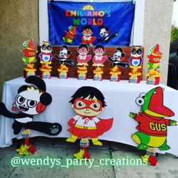 Party Centerpieces, props, banner