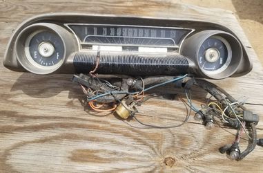 Ford Galaxie 500 speedometer and gages $50
63 - 64