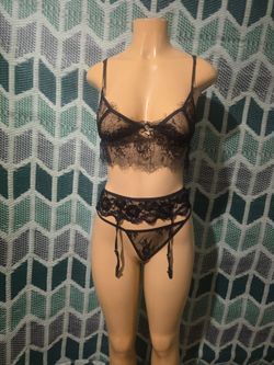 New Black Lingerie Set Stretch Size Medium