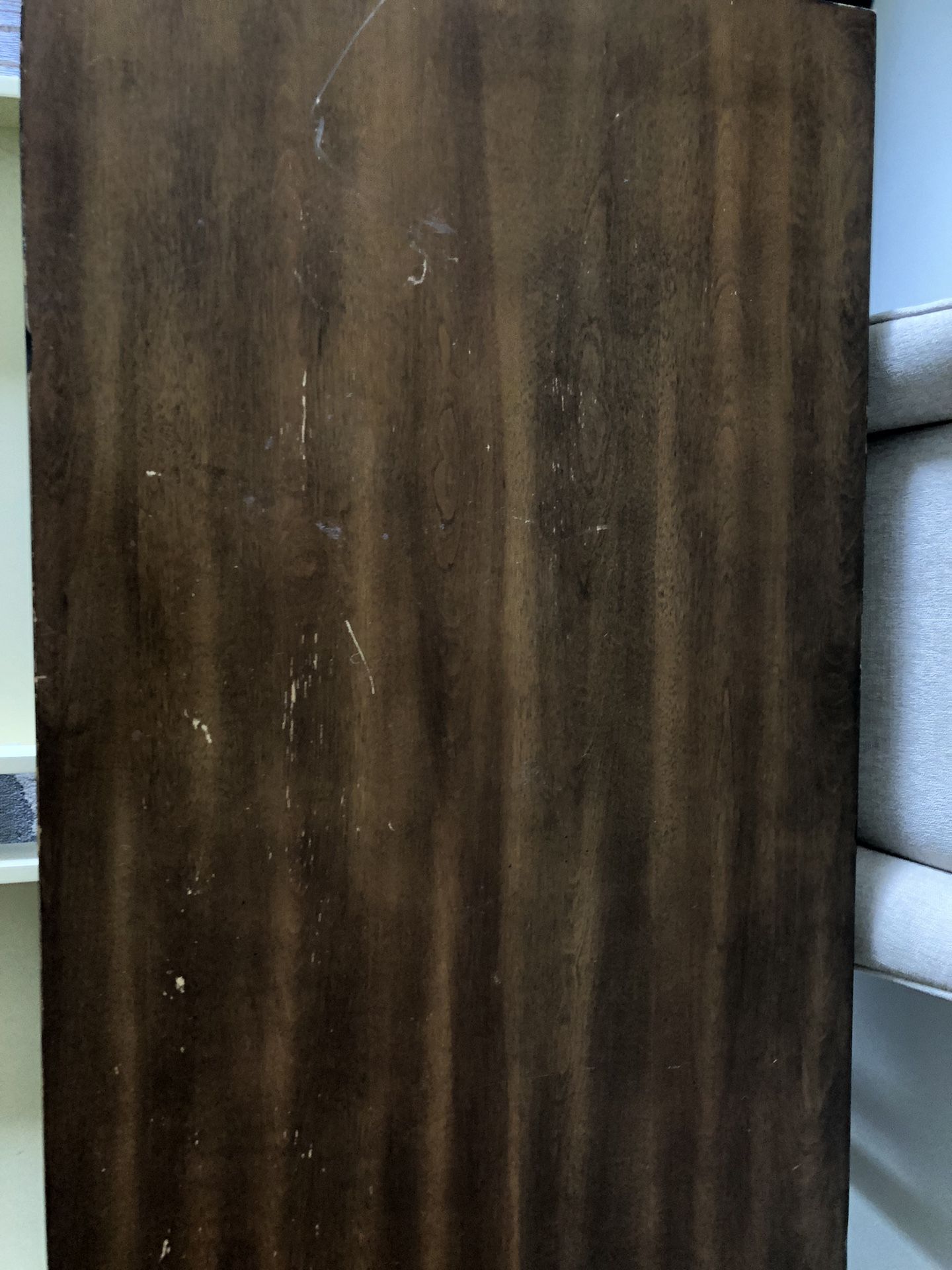 Píer 1 Desk