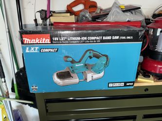 Makita 18V LXT Cordless Compact Band Saw – XBP03Z