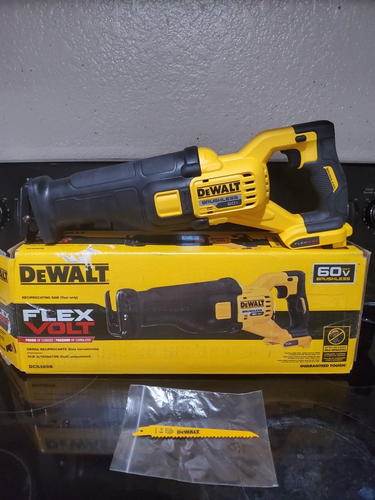 Dewalt FlexVolt 60V Brushless Reciprocating Saw Tool Only Brand New. Hablo Español