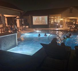 16 FEET TALL INFLATABLE MOVIE SCREEN WITH PROJECTOR AND SPEAKER