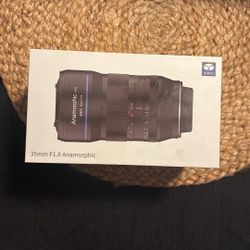 Sirui 35mm Anamorphic Lens
