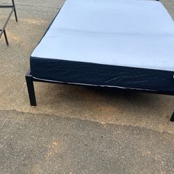 Full Size Metal Bed And Mattress Smoke-Free Pet Free, Good Condition