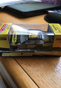 Elliot Sadler nascar