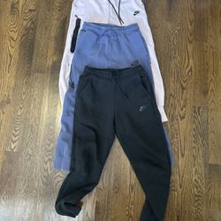 Nike Tech Joggers 
