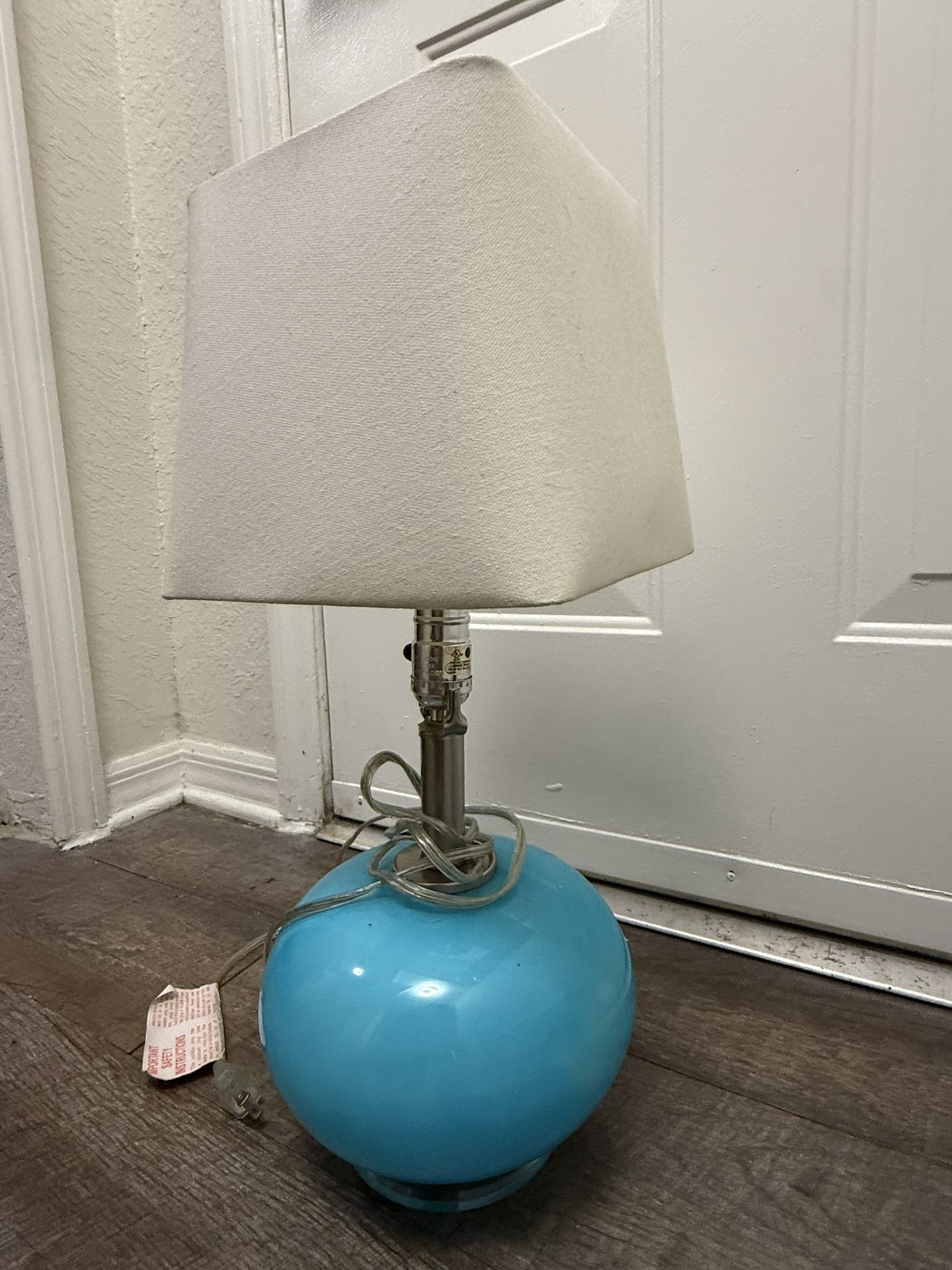 2 Lamps