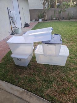 Plastic storage boxes