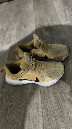 Nike woman’s shoes