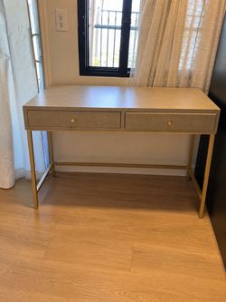 desk