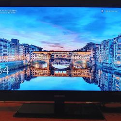 40" Samsung TV