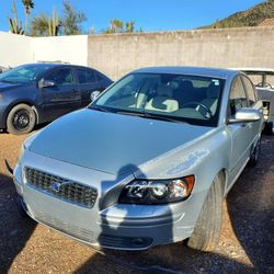 2007 Volvo S40 (for parts does not run) 