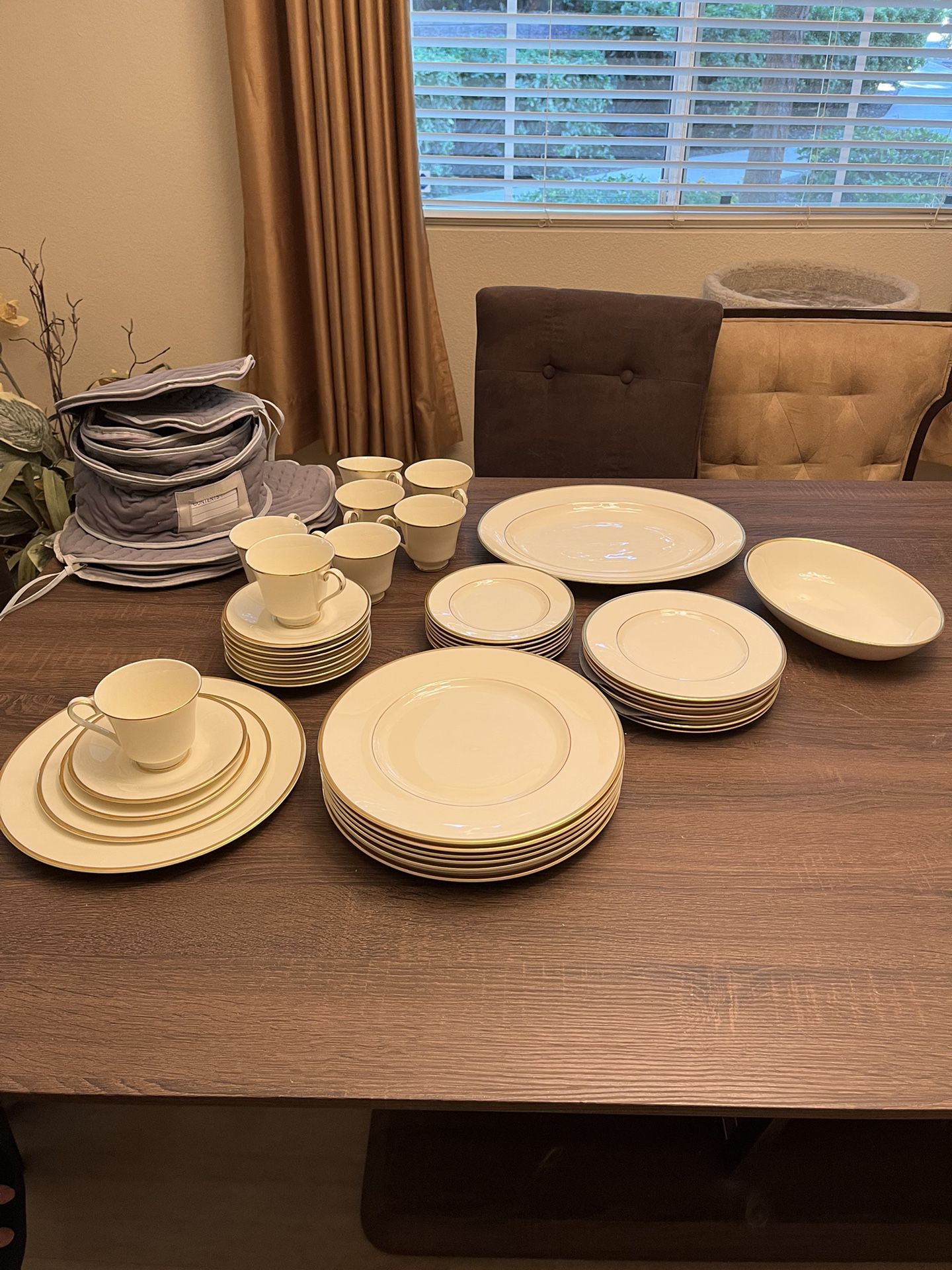 Complete Royal Daulton Bone China Set, Romance Collection, With Real Gold Rims. Service For 8.  