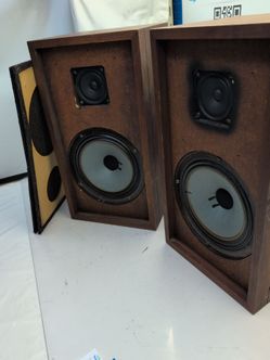Vintage Maximus 15 high fidelity house speakers