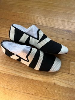 Vivaia Zebra Stripe Flats