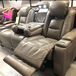 Brand New 🔥 Power Reclining Sofa (USB/Wireless Phone Charging)👍İn Stock 💧$49down/GetNowPayLater