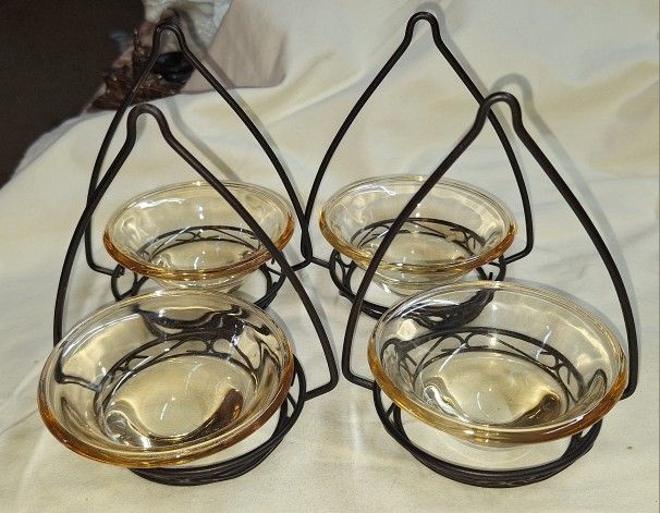 Amber Glass Candle Holder With Wire Hanger $5 Each Or All 4 For $16 L5V018