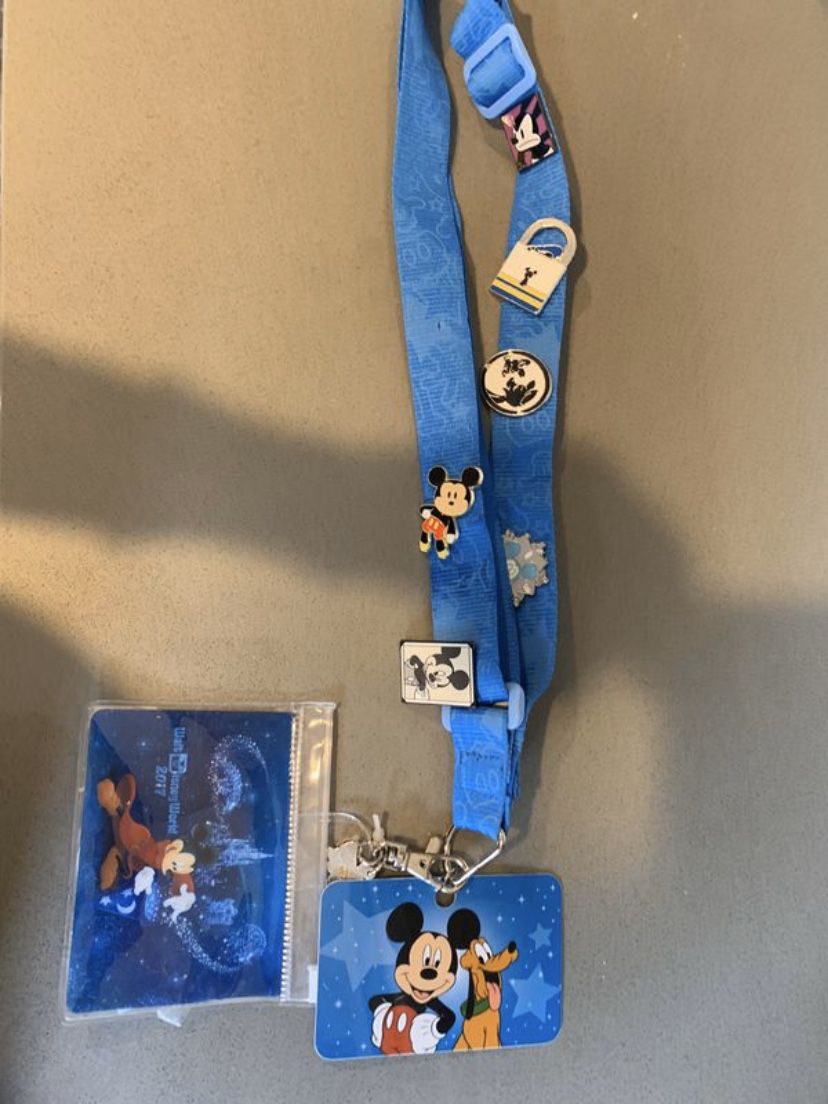 Disney lanyard with pins